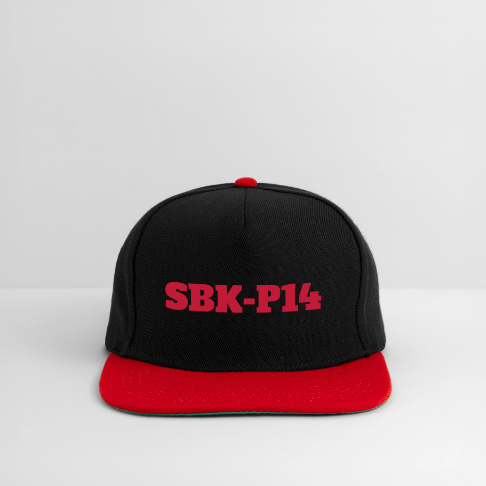 Sandarna P14 Snapbackkeps - svart/röd